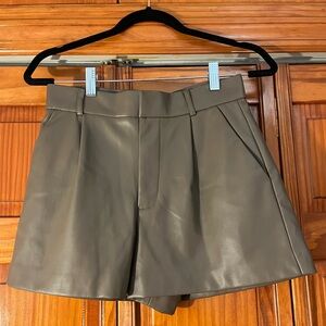 Zara Taupe Women's Shorts
